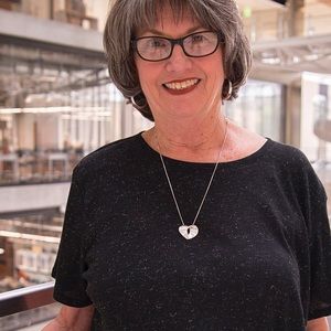 Meet your Posher, Joyce